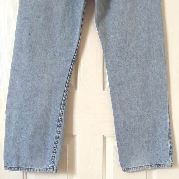 Levi's Y2K Vintage 505 Medium Wash Regular Fit Straight Leg Jeans 36 x 32 - Picture 7 of 16